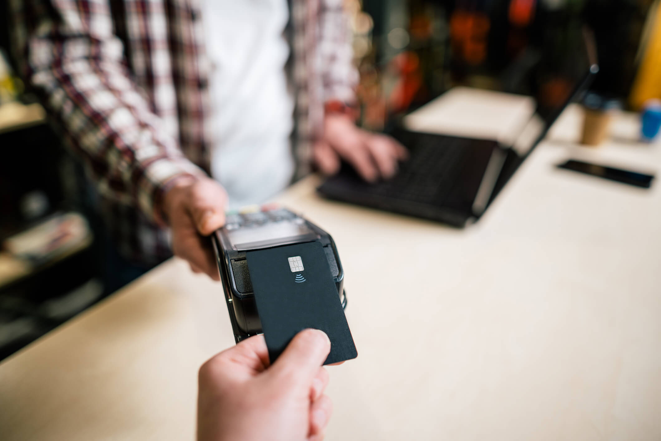 How to Transition Your Business to a Cashless System